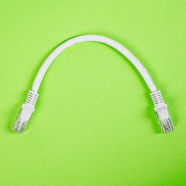 Gizzu Cat6 UTP Fly Lead Ethernet Network Cable 20cm - White Gizzu Cat6 UTP Fly Lead Ethernet Network Cable 20cm - White