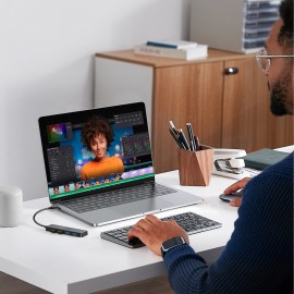 UGREEN 4-in-1 USB 3.0 Hub - High-Speed 5Gbps Data Transfer - Grey UGREEN 4-in-1 USB 3.0 Hub - High-Speed 5Gbps Data Transfer - Grey